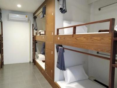 Wee Hostel - 33