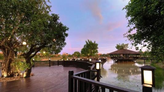 Mane Boutique & Spa - 146