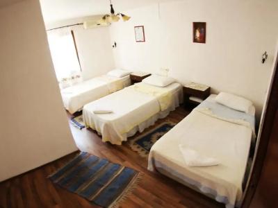 Tuncay Pension - 3