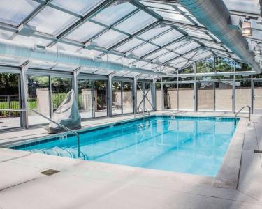 Quality Inn & Suites - 8