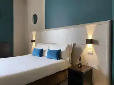 Av Boutique - 23