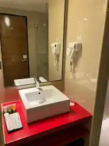 Best Western i-City - 10