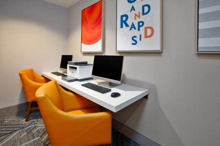 Holiday Inn Express & Suites-North, An Ihg - 44