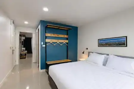 Every Surawong - 5