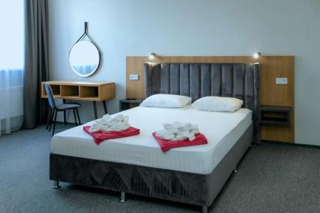RedHouse - 137