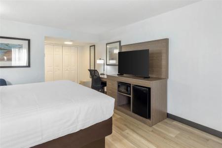 Best Western Palm Beach Lakes - 55