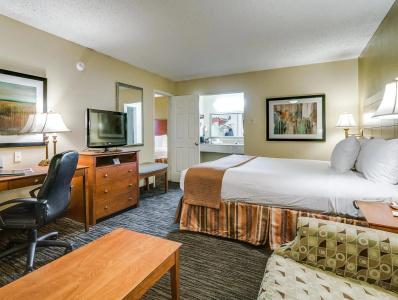 Quality Inn & Suites Dallas-Cityplace - 32