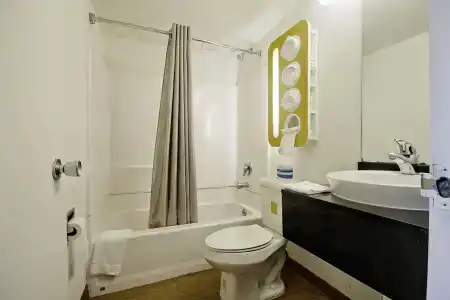 6-Miami, Fl - 7