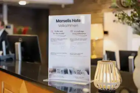 Helnan Marselis - 52