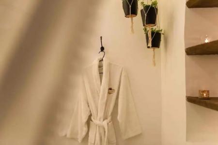Oinou Strata - Adults Only - 76
