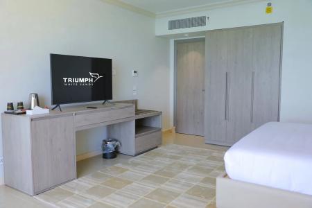 Triumph White Sands - 2