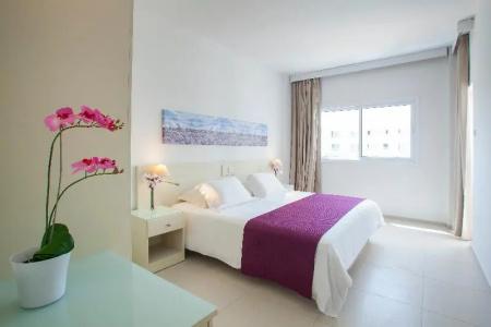 Mayfair Gardens - 31