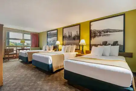 Super 8 by Wyndham/Downtown - 0