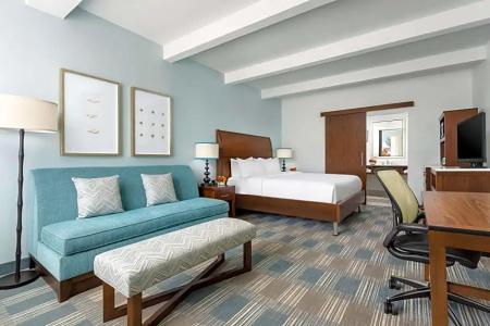 Hilton Garden Inn / The Keys Collection - 74