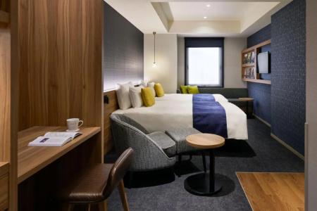 the b akasaka-mitsuke - 14