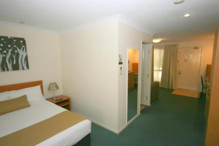 Best Western Tuscany on Tor Motor Inn - 92