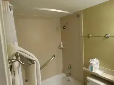 Suites at Jockey Club (No Fee) - 29