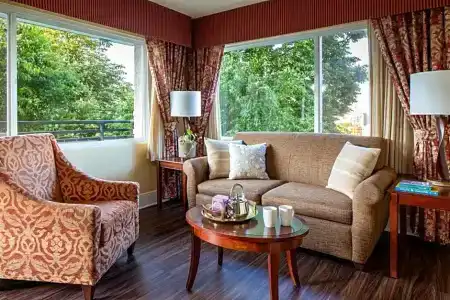 Park Lane Suites & Inn - 89
