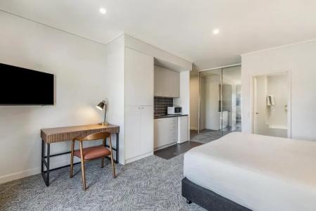 Adina Apartment Barrack Plaza - 171