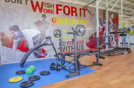 Gold House - 10