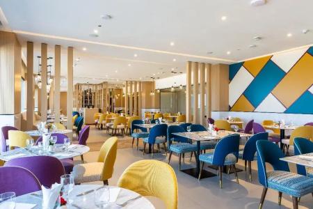 Premier Inn Dubai Dragon Mart - 18