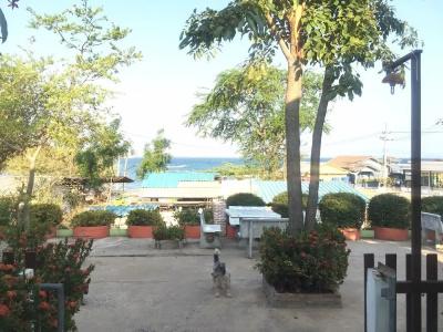 Insook Ko Larn Resort - 10