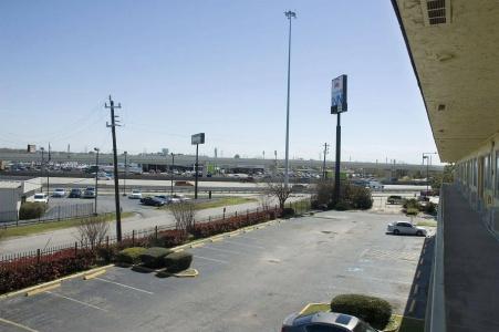 Oyo Houston Southwest i-69 - 18