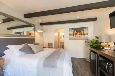 Shell Beach Inn - 23