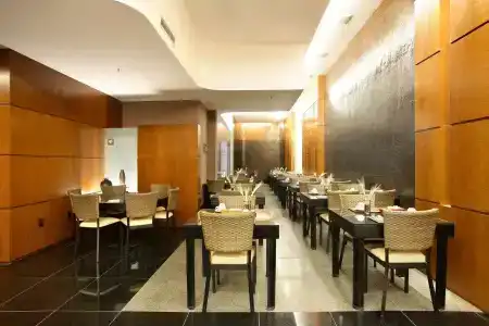 Ritz Leblon - 30