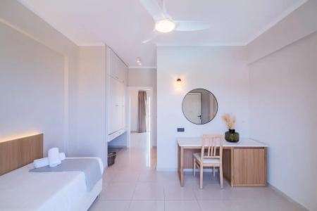 Notos Heights & Suites - 217