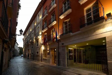 Palacio de los Blasones Suites - 26