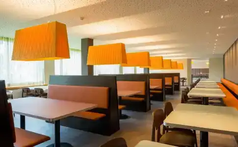 St. Moritz Youth Hostel - 12