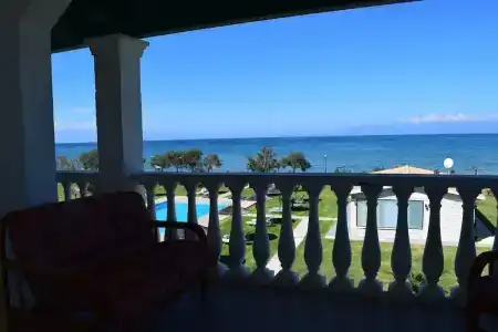 s&c Kosmos Beach Resort - 56