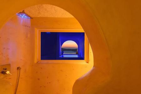 Abyssanto Suites and Spa - 143