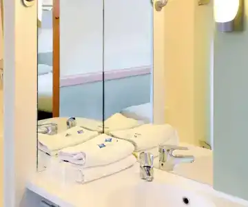 Ibis budget Orléans Sud Comet - 16