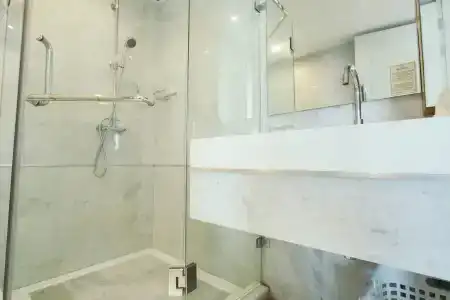 Thomson Residence - 47