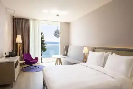 Radisson Blu Resort & Spa - 179
