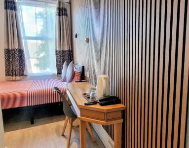 Oyo London Guest House - 50