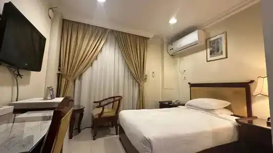 Al Muntazah Plaza - 4