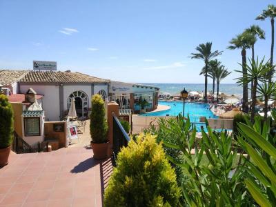 Apartamentos Macdonald Doña Lola - 27
