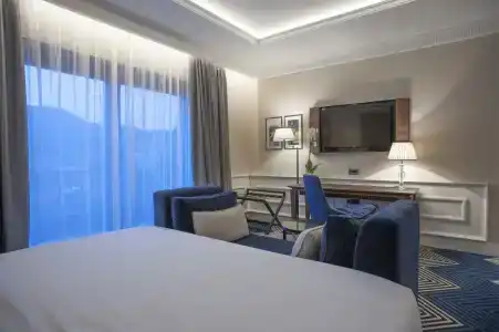 Boutique La Roche - 4