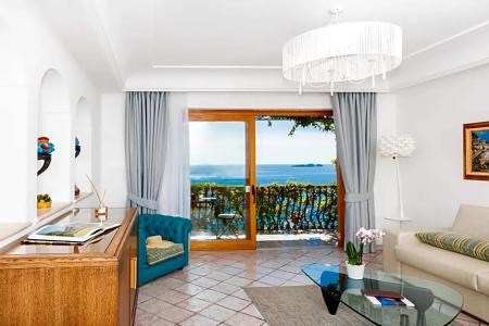 Eden Roc Suites - 220