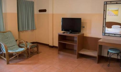 Opey De Place - 77