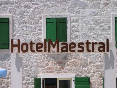 Maestral - 0