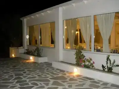 Naxos Holidays - 17