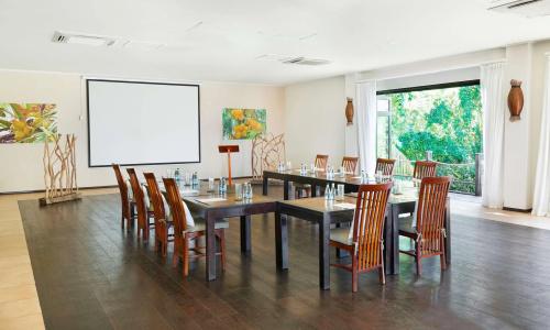 DoubleTree by Hilton Seychelles Allamanda Resort & Spa - 32
