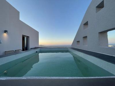 Elements Cozy Suites - 21