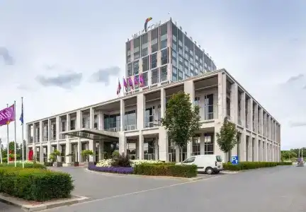 Van der Valk AirportDüsseldorf - 48