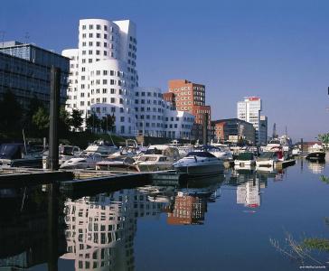 Leonardo Boutique Düsseldorf - 22