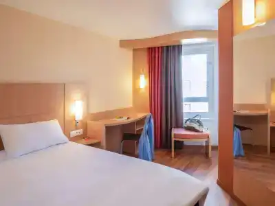 ibis Tours Centre Gare - 2